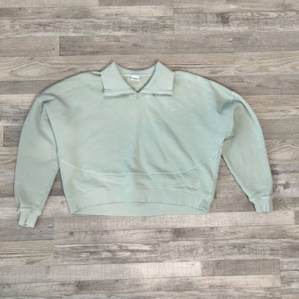 Outdoor Voices Sage Green Collared 1/4 Zip Pullover Long Sleeve Sweatshirt J20